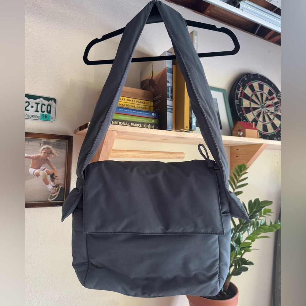 NWT OLEND - Querida Soft Bag - Coal